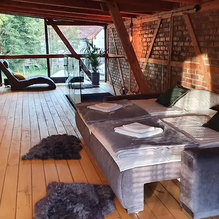 Holiday home Dom Pod Lipa