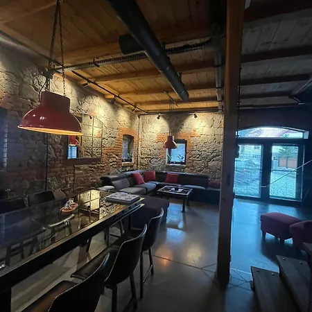 Holiday home Dom Pod Lipa *